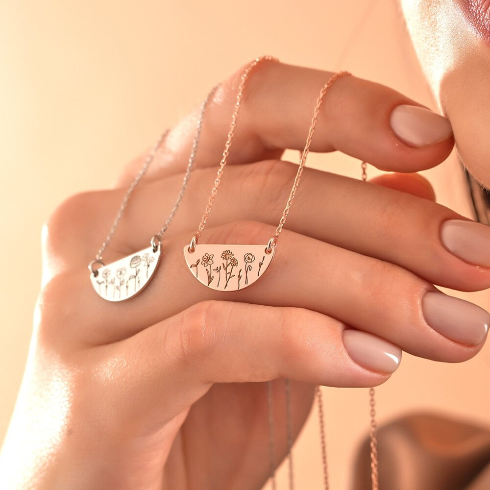 Kişiye Özel Doğum Ayı Çiçek Ko - Birth Flower Necklace incelemesi ve fiyatı